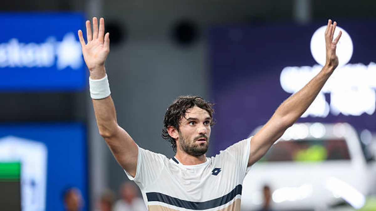 Vacherot, the strongest cousin, makes history in Shanghai. Photo: Gettyimages