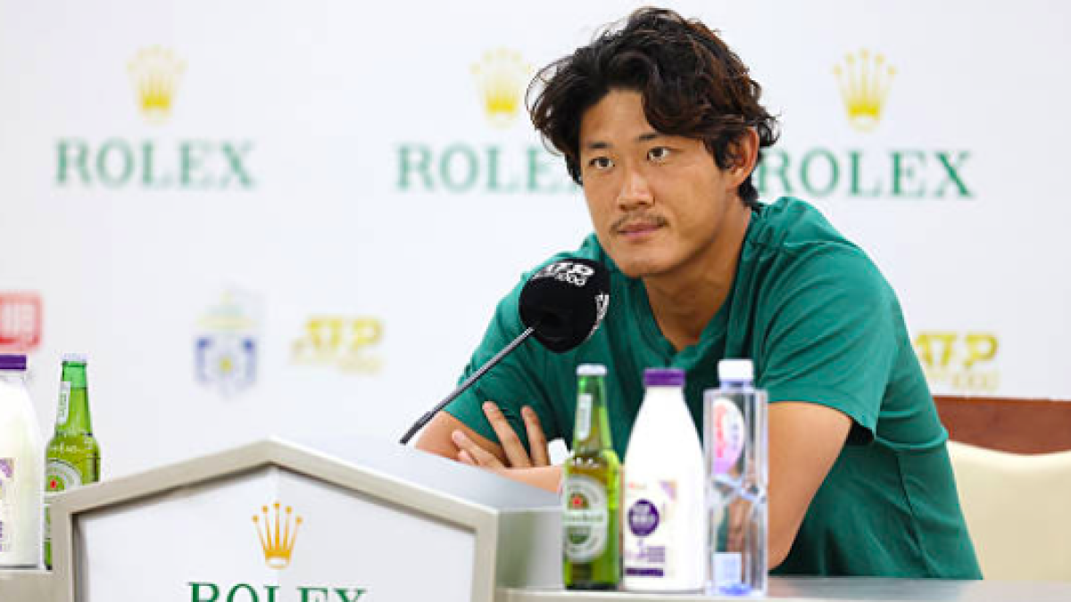 Zhizhen Zhang tras ser eliminado en Shanghái. Fuente: Getty