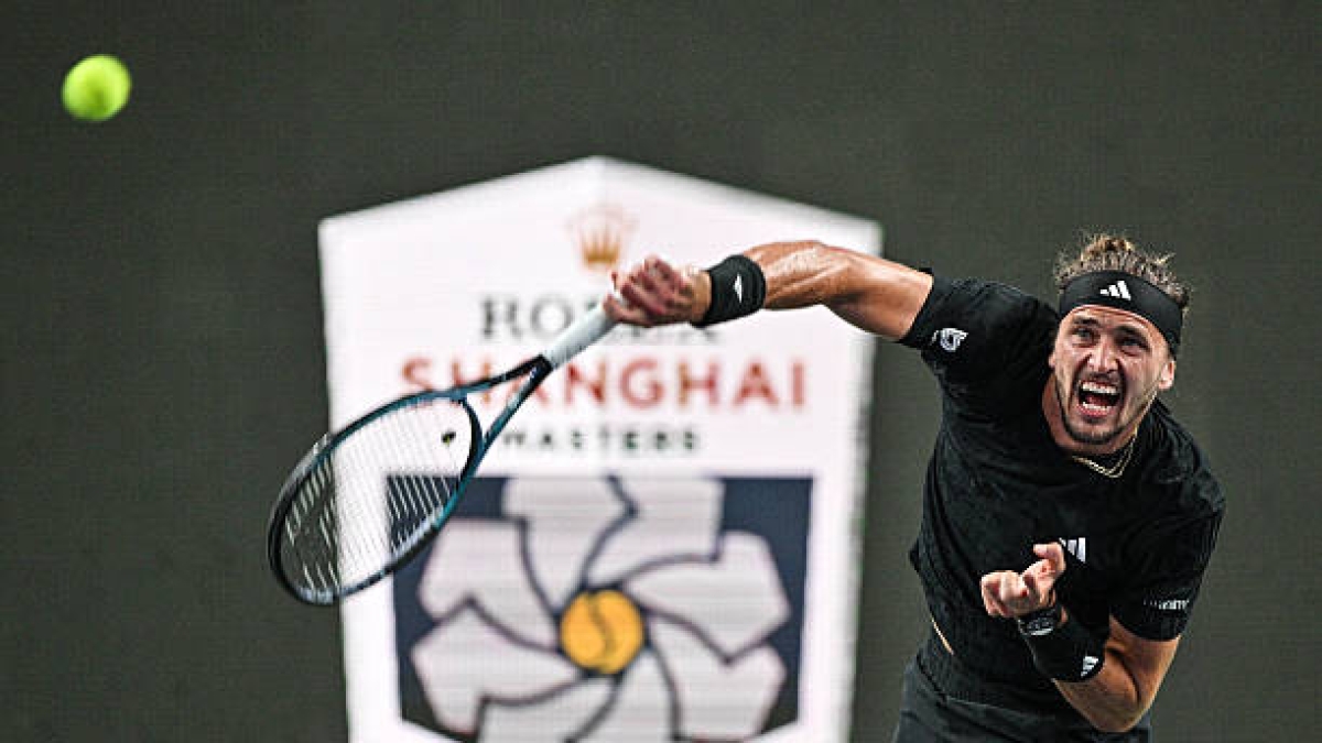 Alexander Zverev pierde en Shanghái. Foto: gettyimages
