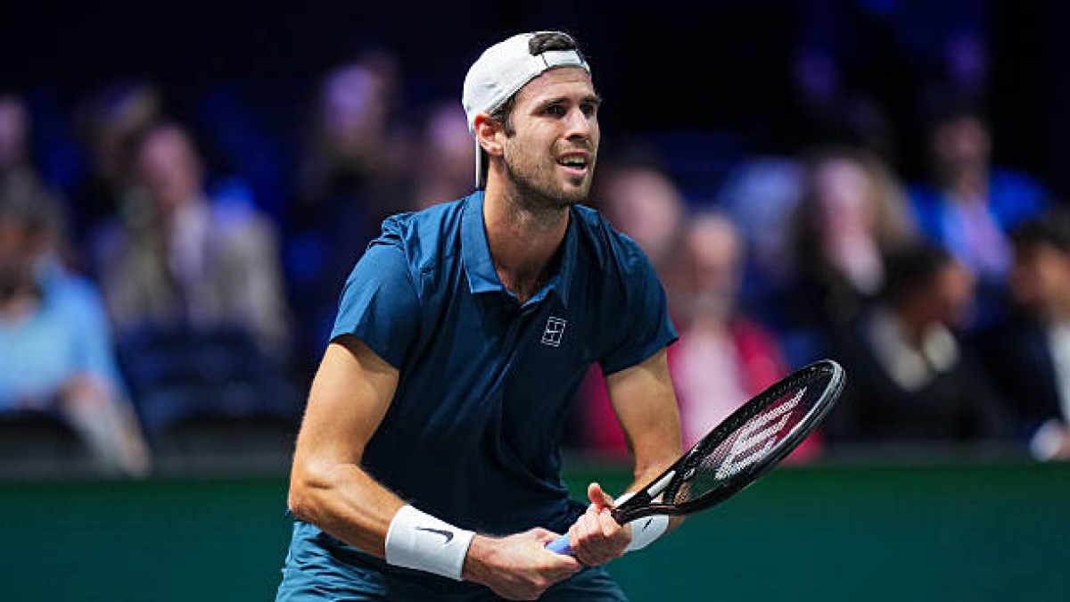 ATP Rolex Paris Masters 2025: Khachanov Strikes Fear with a Great Debut. Photo: Getty