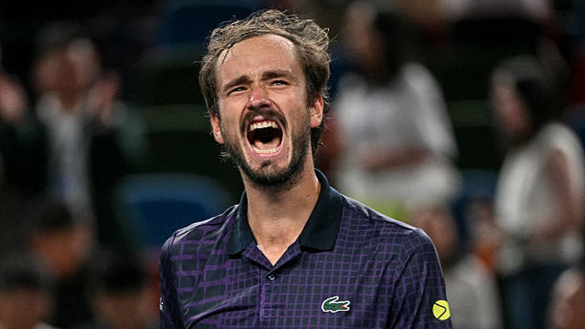 Medvedev celebrates his victory against Tien. Source: Getty