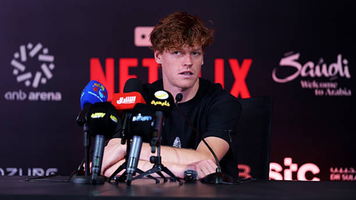 辛纳, 在Six Kings Slam决赛中击败卡洛斯后沉思。