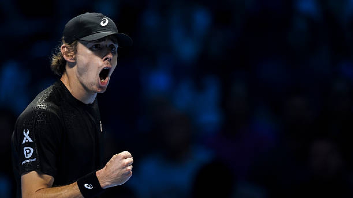 De Miñaur leaves the ghosts behind, eliminates Fritz, and dreams of advancing to the semifinals. Photo: Gettyimages