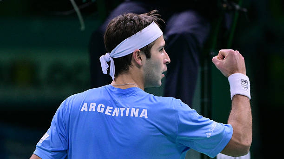 2025年戴维斯杯中的Tomás Martín Etcheverry。照片：gettyimages