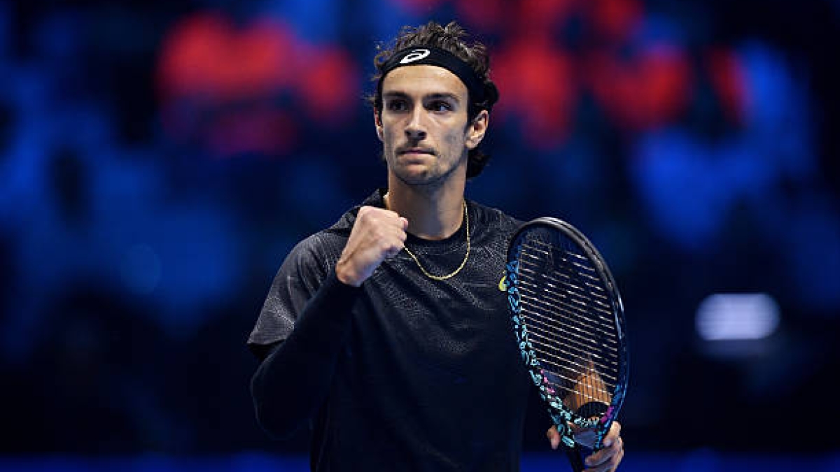 Musetti receives the award for Italian athlete of the year from Gazzetta dello Sport. Photo: Getty Images