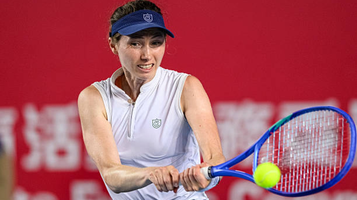 Cristina Bucsa terminera l'année dans le top-50 si elle gagne en demi-finales.