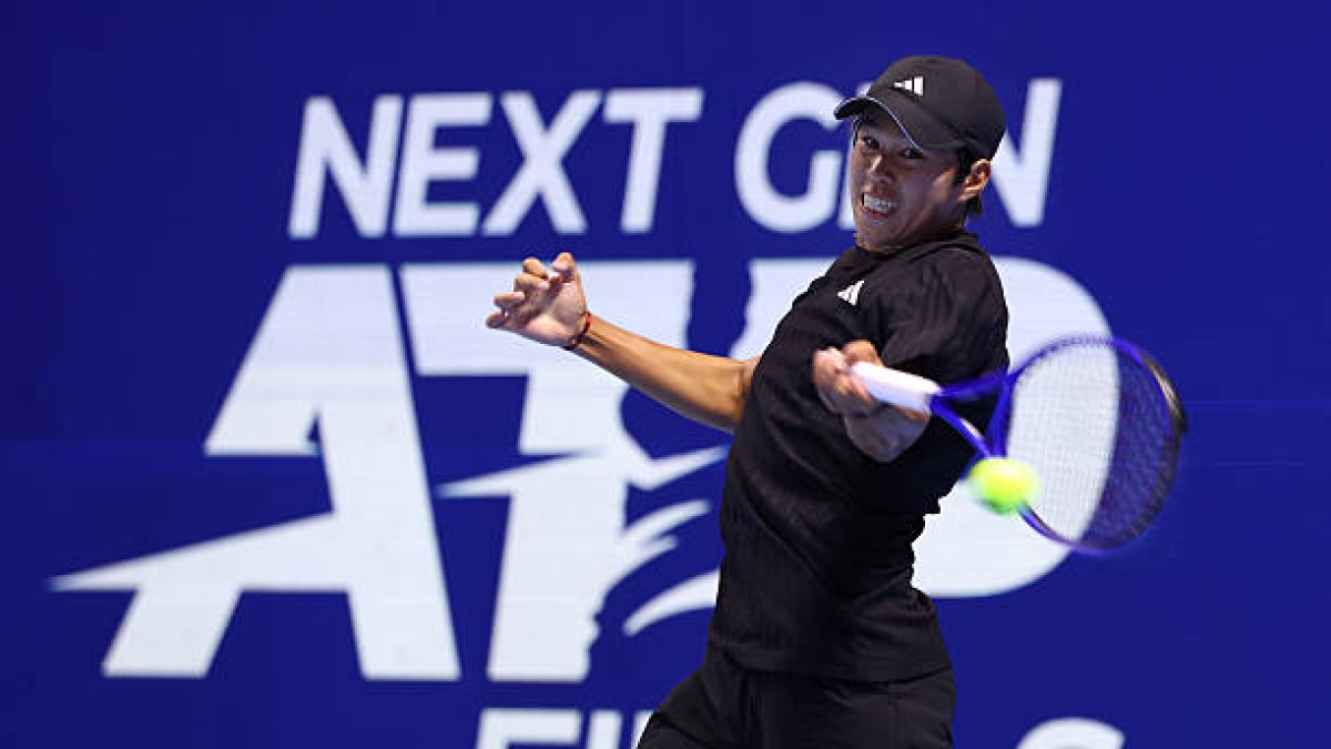 Tien ejerce de maestro ante Budkov para dejar fuera a Jódar. Foto: Getty