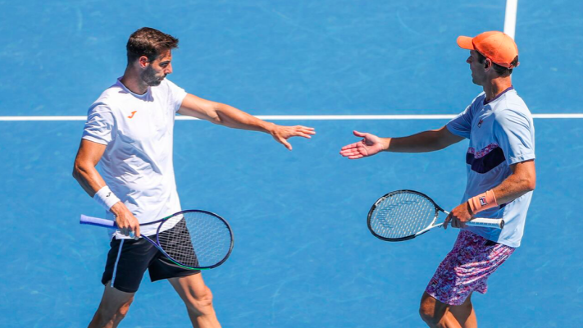 格拉诺尔斯和泽巴洛斯就澳大利亚公开赛决赛止步半途。