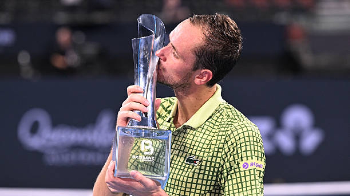 Daniil Medvedev habla como campeón del ATP Brisbane 2026. Foto: gettyimages