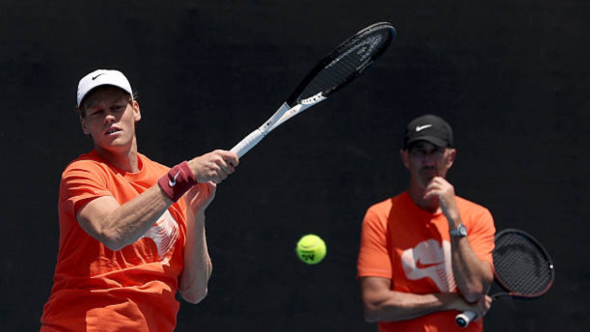 Darren Cahill habla de la polémica de Sinner con el calor. Foto: gettyimages