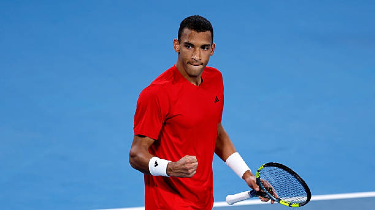 Auger-Aliassime si comporta da campione contro Wawrinka a Montpellier.