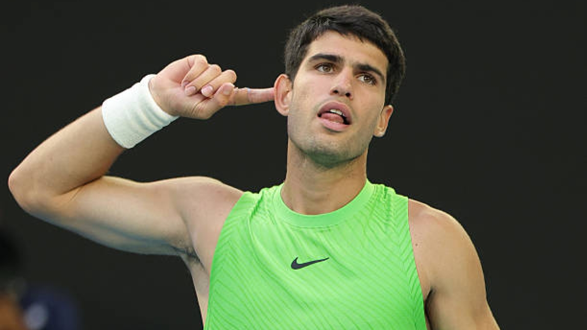 Carlos Alcaraz ya entrena pensando en su regreso en Doha