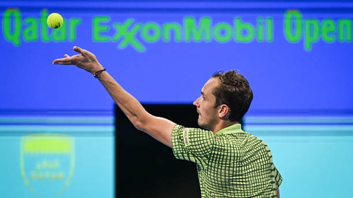 Medvedev termina con la aventura de Wawrinka en Dubái. Foto: Gettyimages