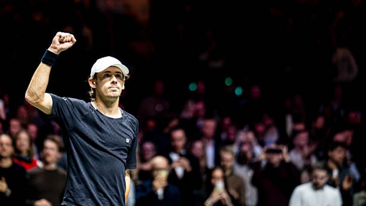 Álex de Miñaur parla dopo aver vinto a Rotterdam. Foto: gettyimages