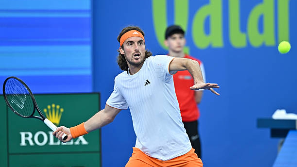 Stefanos Tsitsipas speaks in Dubai. Photo: Getty Images