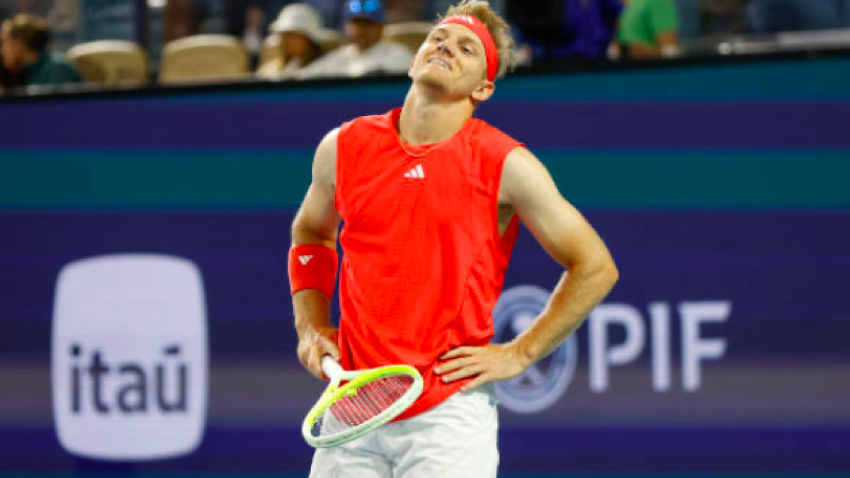 Davidovich inciampa nel suo primo esame a Miami.