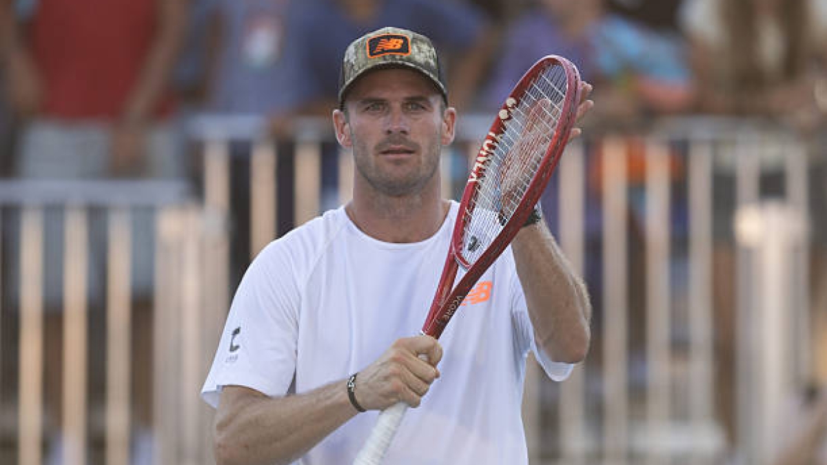 Paul ends Etcheverry's dream in Miami and will face Fils in the quarterfinals. Photo: Gettyimages