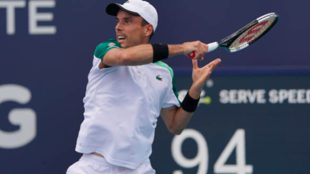 Roberto Bautista non sbaglia nel suo primo esame a Miami.