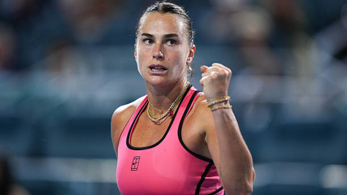 Sabalenka sort le rouleau compresseur contre Rybakina et se qualifie pour la finale à Miami