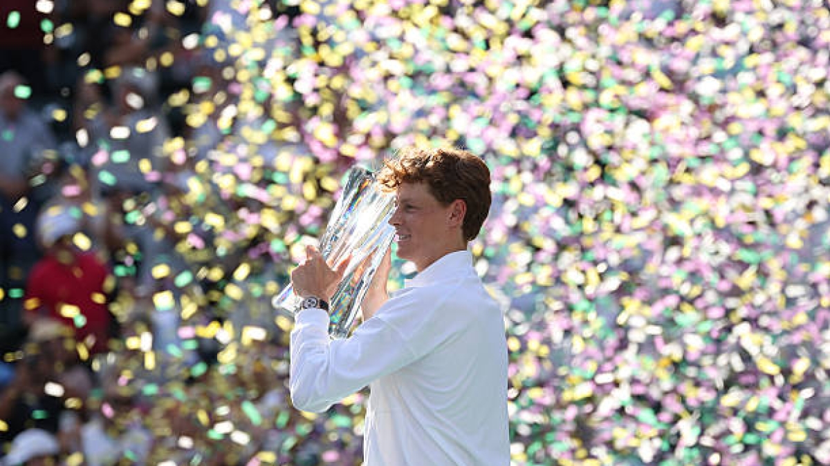 Sinner, after his feat at Indian Wells: "I felt like I wasn't playing my best tennis, but it's normal not to always be at your best." Photo: Getty Images

Jannik Sinner, après son exploit à Indian Wells : "Je sentais que je ne jouais pas mon meilleur tennis, mais il est normal de ne pas être toujours au top." Photo : Getty Images.