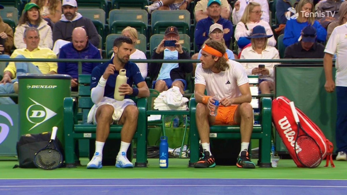 Djokovic 和 Tsitsipas 在双打比赛中输给了 "los primos" 并告别。Fuente: Getty