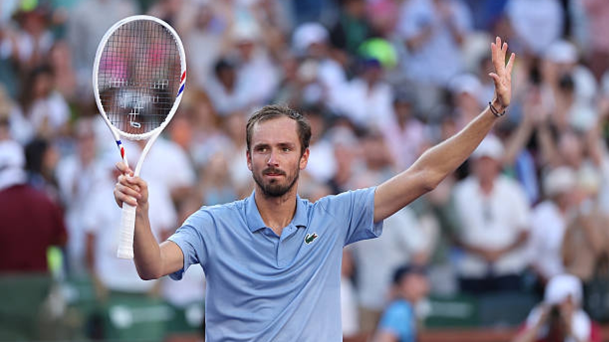 Medvedev did not mince words and left a surprising statement after defeating Alcaraz. Source: Getty
