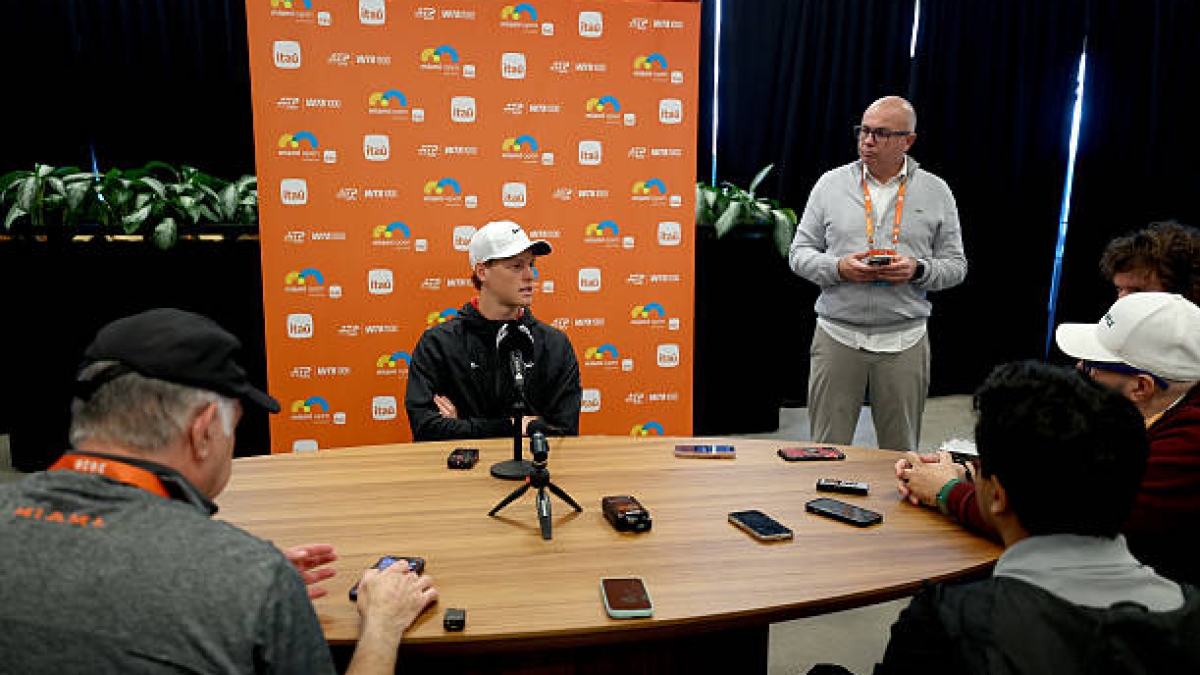 辛纳在迈阿密说西班牙语。照片：gettyimages