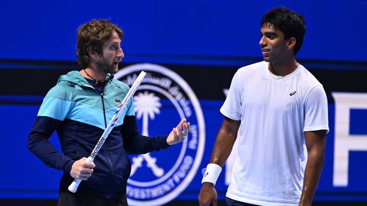 塞尔瓦拉在与巴萨瓦雷迪结合四个月后终止。照片：X