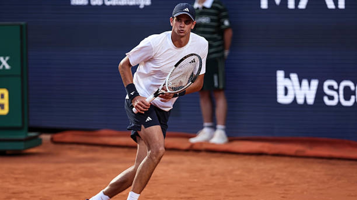 Jódar savors victory over Carabelli and continues to dream in Barcelona