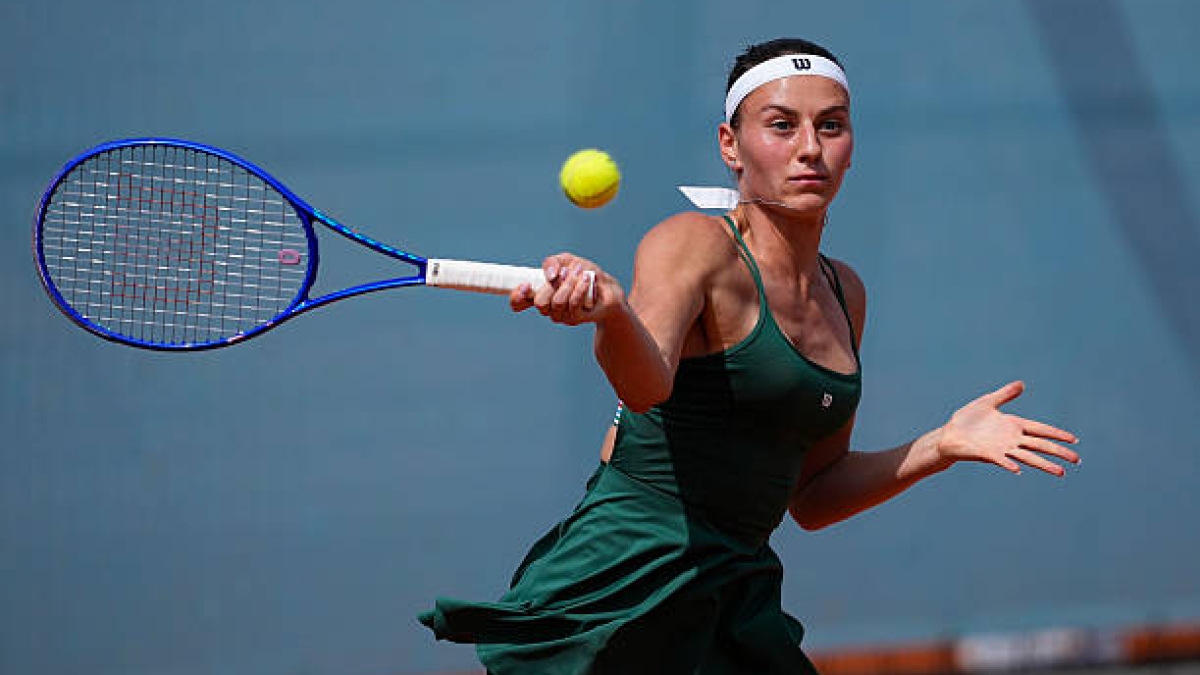 Una increíble Kostyuk arrasa a Pegula en el Madrid Open