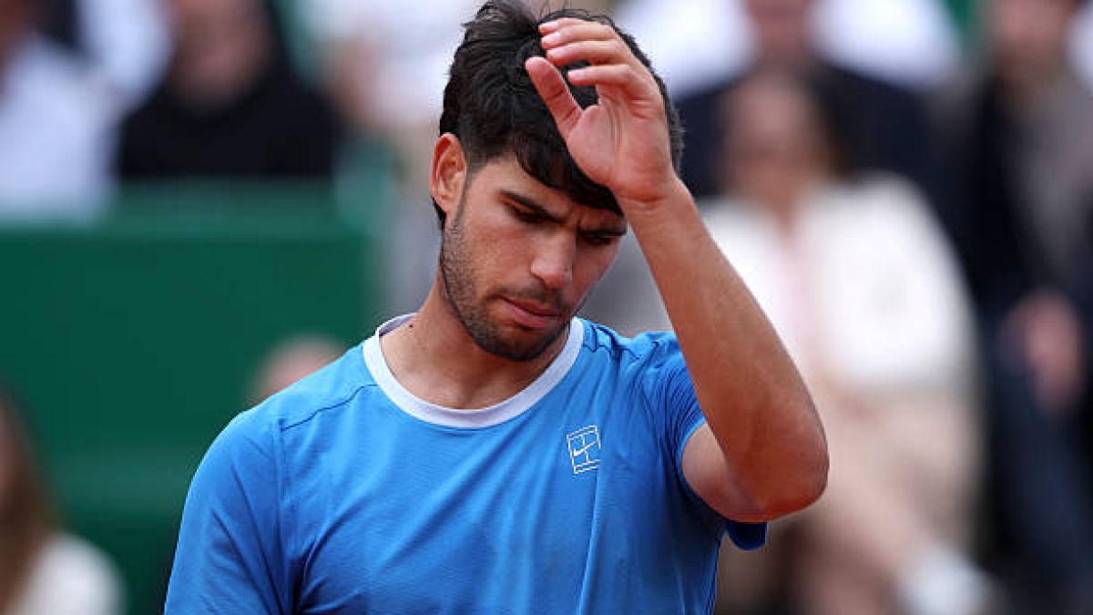 Becker explique pourquoi Alcaraz se blesse plus que Sinner.