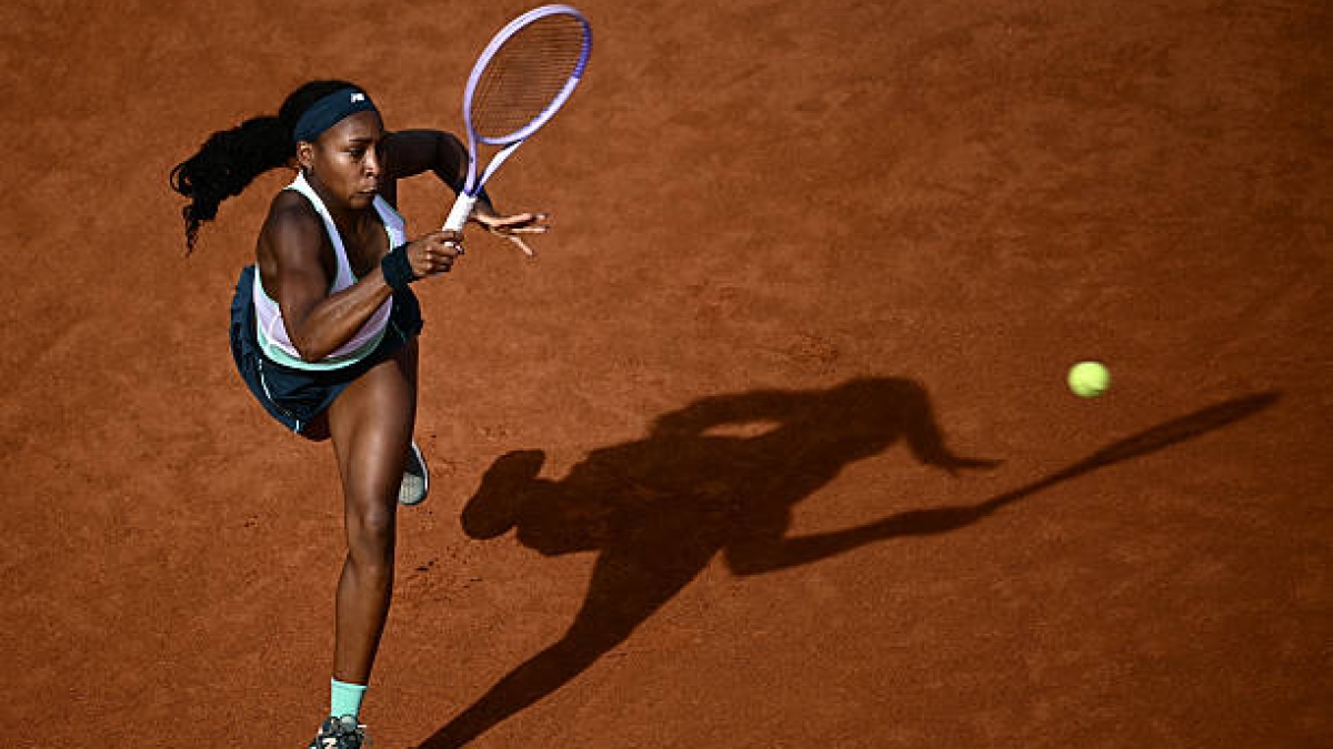 Gauff joins Swiatek in an incredible clay court record