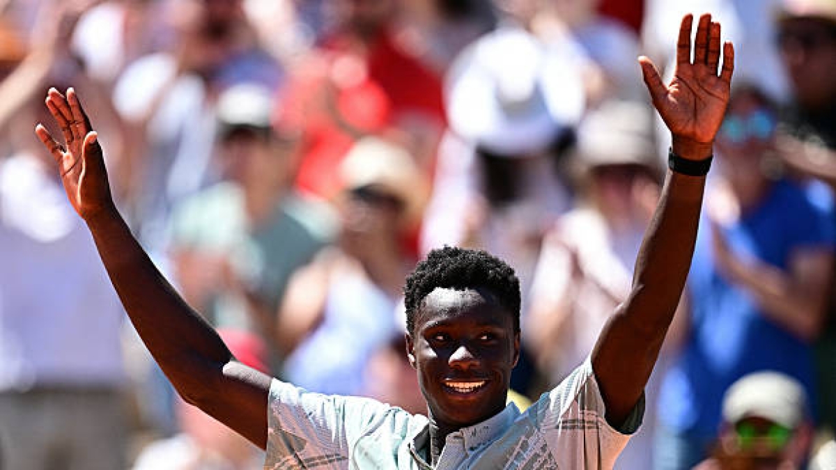 Kouamé reconoce que pensó en Alcaraz tras su épica victoria en Roland Garros