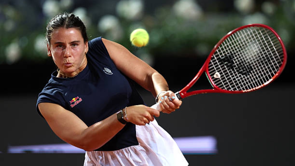 Navarro saca su mejor versión para ganar a Jovic en el WTA Estrasburgo