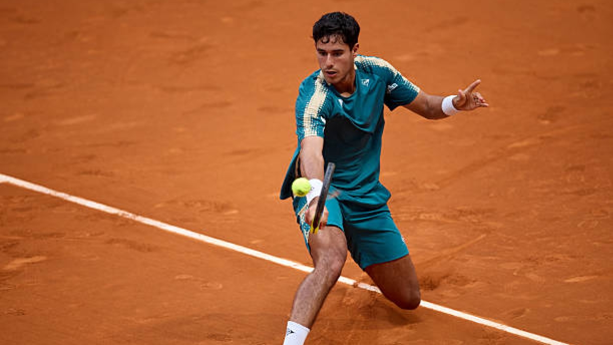 Vallejo remonta a Munar y jugará ante Kecmanovic la final del Challenger de Valencia