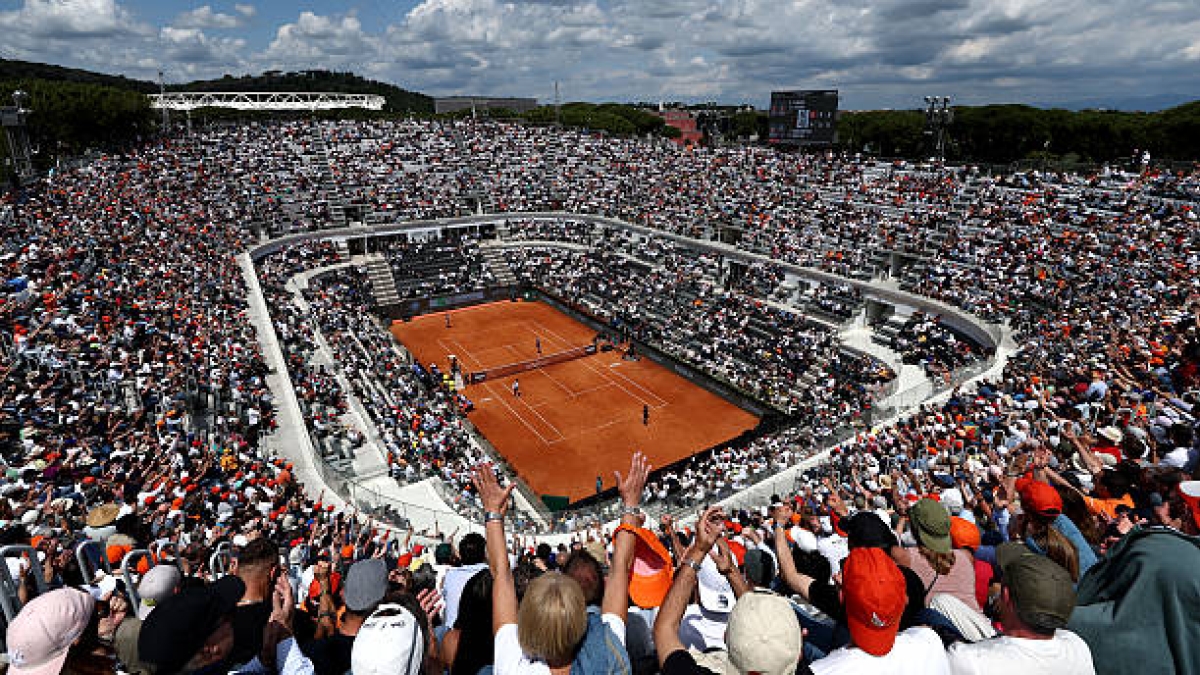 This is how tennis is played in Rome. Photo: gettyimages.