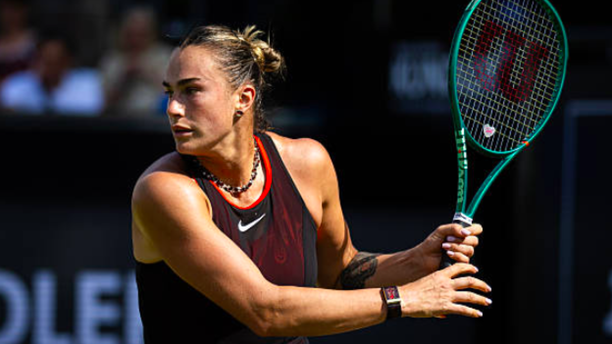 Aryna Sabalenka soigne ses blessures avec une remontée épique à Berlin.