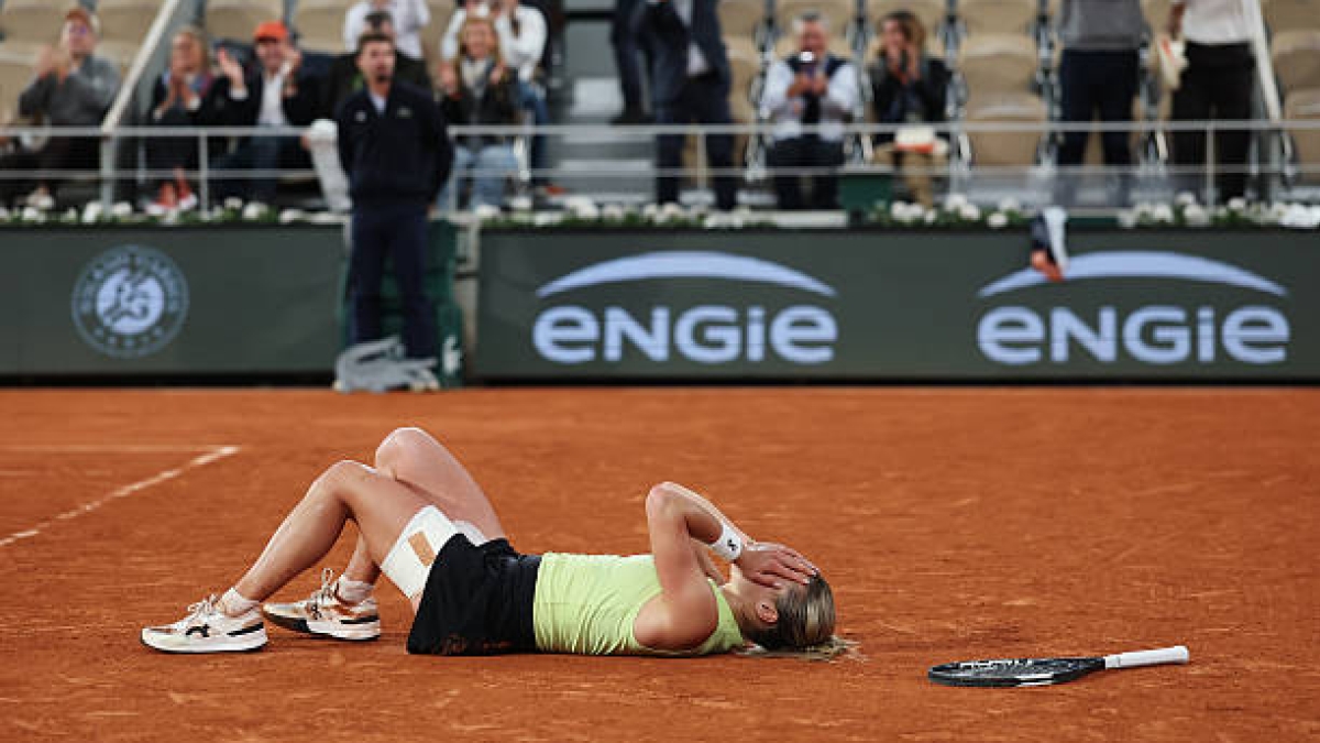 Chwalinska makes history by reaching the final of Roland Garros. Source: Getty Images.  

Chwalinska fait l'histoire en atteignant la finale de Roland Garros. Source : Getty Images.