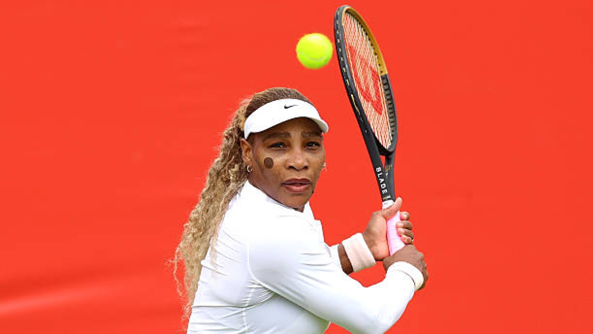 Serena Williams laisse en suspens son retour sur le circuit individuel. Source: Getty Images.