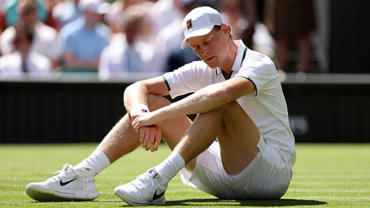 Sinner rebaja la preocupación tras su resbalón en Wimbledon: "La hierba es así"