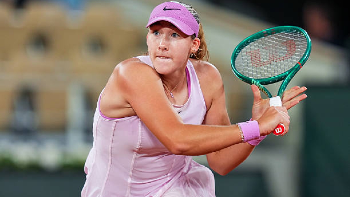 Andreeva, on the challenging wind conditions at Roland Garros: "I didn't understand where it was coming from." Source: Getty