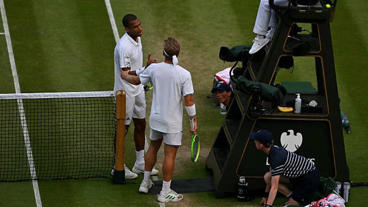 Aliassime explota tras su pique con Davidovich en Wimbledon: "Si estás lesionado, te retiras". Fuente: Getty Images.
