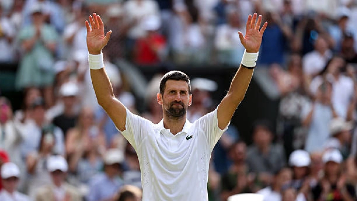 Un serio Djokovic sale vivo de la trampa de Safiullin y ya está en cuartos de Wimbledon. Foto: Gettyimages