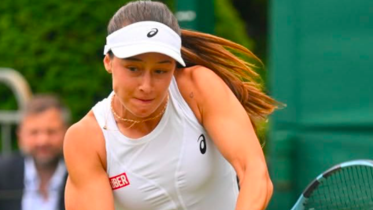 La curiosa forma de Zeynep Sönmez de mostrar su apoyo a Palestina en Wimbledon. Fuente: Getty