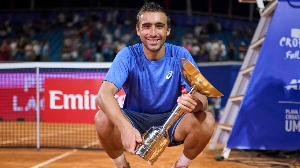 丹尼·梅里达赢得乌马格赛后发表讲话。照片来源：atptour.com
