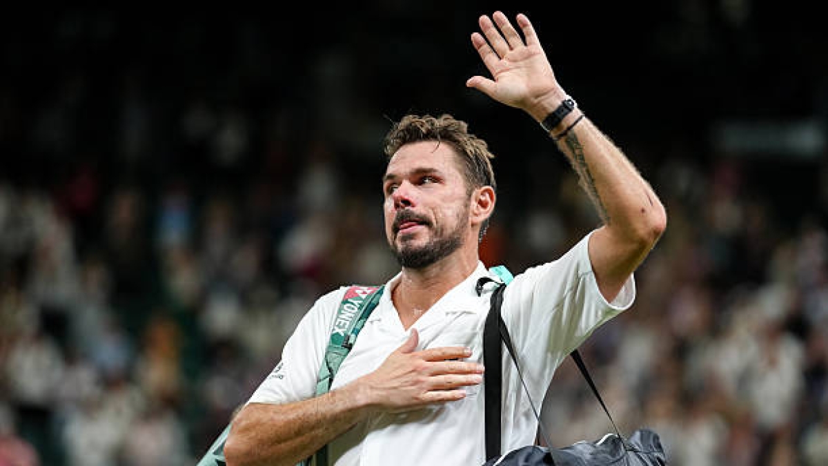 Stan Wawrinka bids farewell to Gstaad. Photo: gettyimages