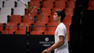 Carlos Alcaraz entrenando en Valencia. Fuente: Getty.
