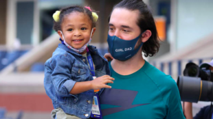Alexis Ohanian junto a su hija Olympia. Fuente: Getty