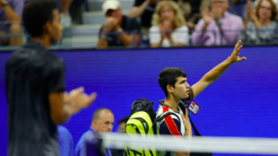 Carlos Alcaraz tuvo que abandonar ante Aliassime. Fuente: Getty