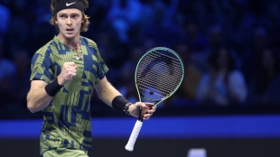 Andrey Rublev gana a Tsitsipas en ATP Finals 2022. Foto: gettyimages
